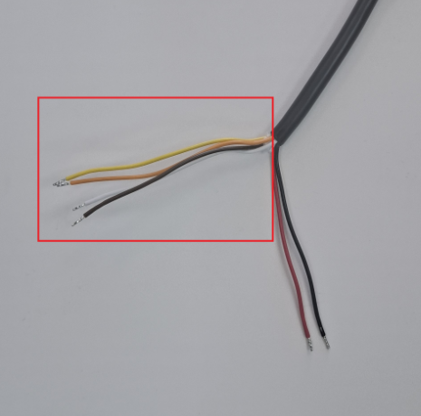 Corte dos fios excedentes da ST8395